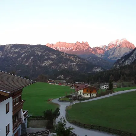 Haus Bergheim Appartement Unken Buitenkant foto
